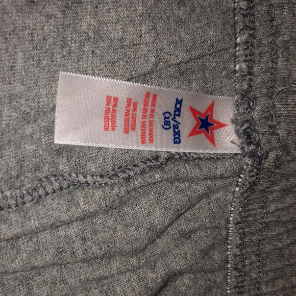 Men’s athletic shorts - Picture 3 of 4